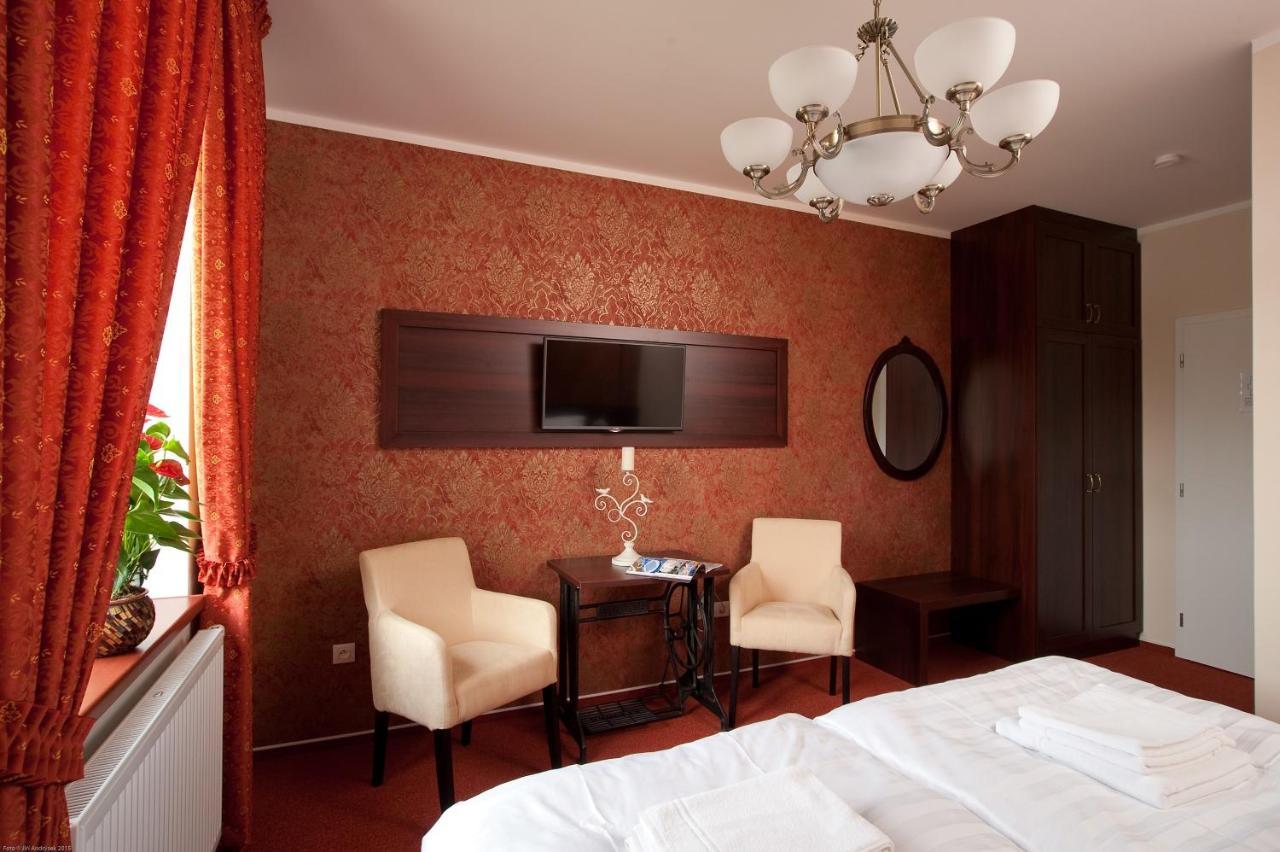 Hotel Plumlov Mostkovice Номер фото