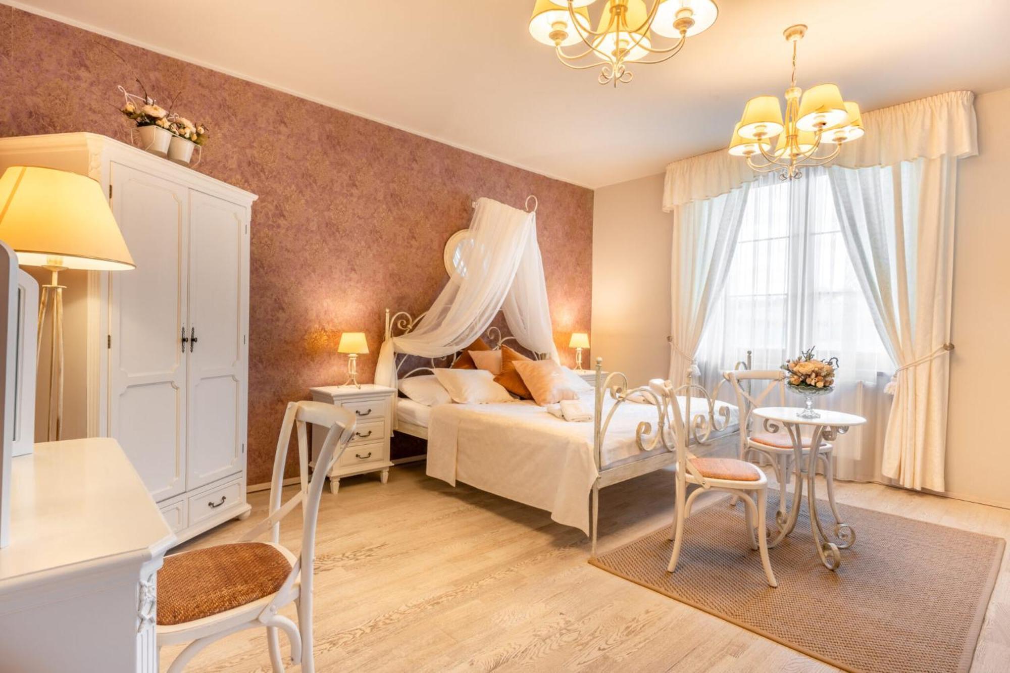 Hotel Plumlov Mostkovice Экстерьер фото