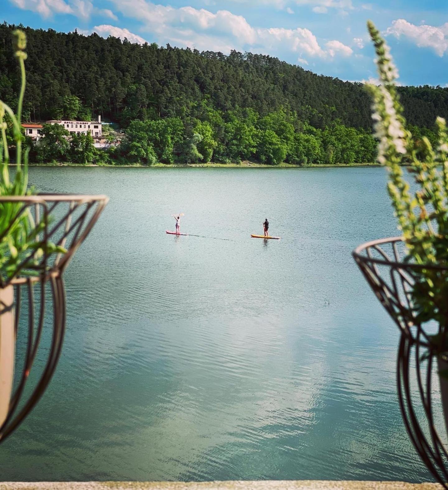 Hotel Plumlov Mostkovice Экстерьер фото